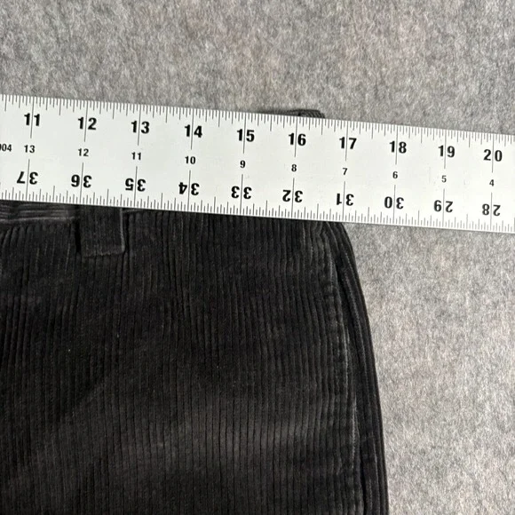 L.L. Bean Men's Corduroy Pants Size 33 Straight Classic Fit Cotton Flat‎ Front - Picture 7 of 7